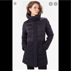 Lole Faith Medium Black Parka. Excellent New Without tags(runs big).